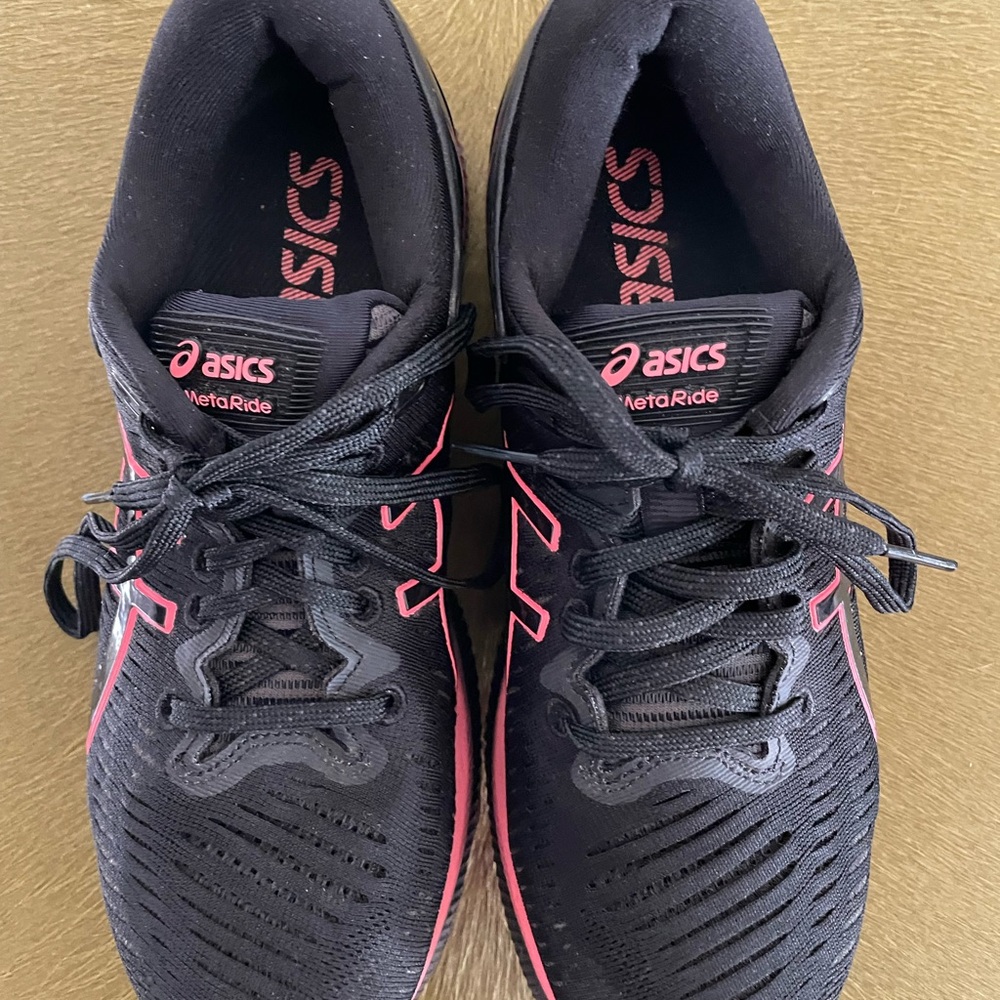 Asics MetaRide Black with Pink Highlights